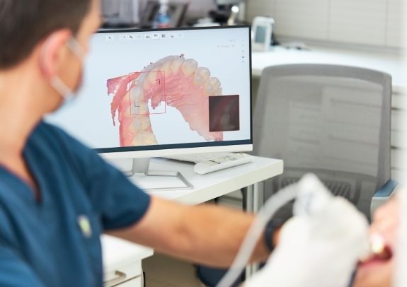 Intraoral camera images on chairside computer
