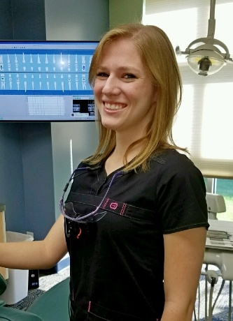 Dental hygienist Jillian